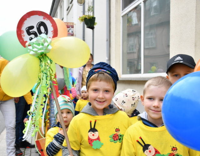 Kinder beim Umzug