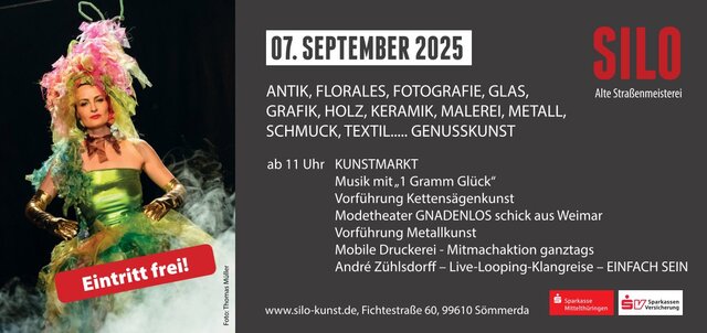 Bild einer Frau mit blonden und lockigen, hochgesteckten Haaren. Sie trägt ein grünes Satinkleid aus der Barockzeit. Werbung für den Kunstmarkt im Silo am 07. September