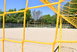 Beachplatz mit Fußballtoren und Volleyballnetz
