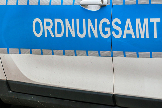 Auto mit Aufschrift Ordnungsamt