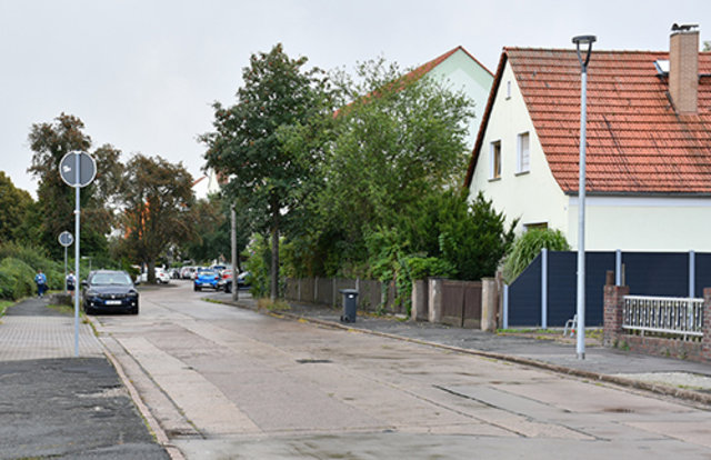 Hier befand sich der Eingang zum ehemaligen KZ-Außenlager. 